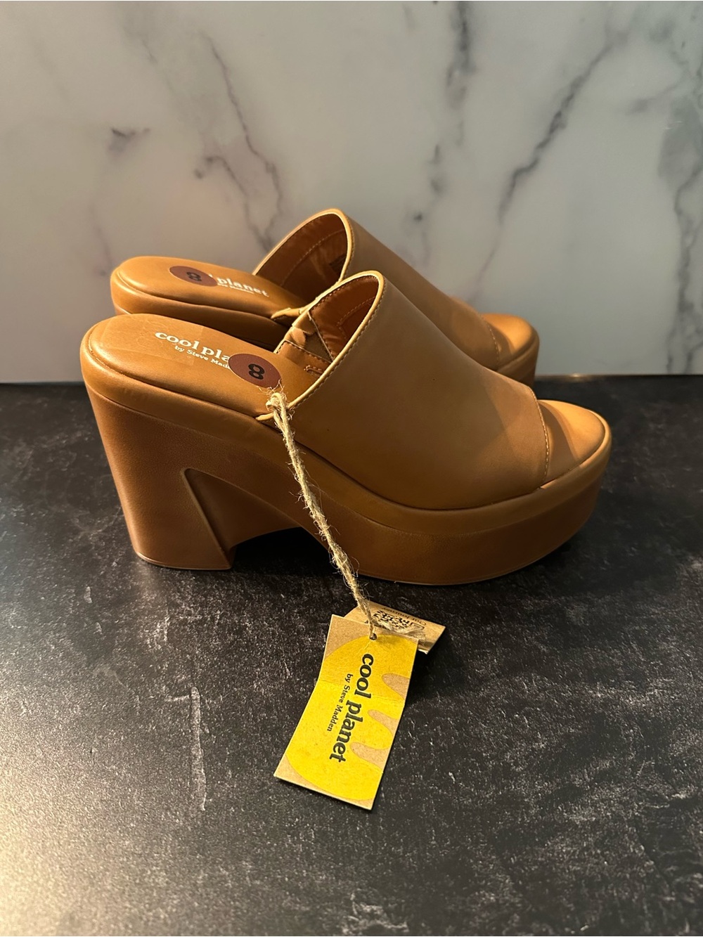 NWT Steve Madden Cognac Platform Slide Sandals - Picture 5 of 7